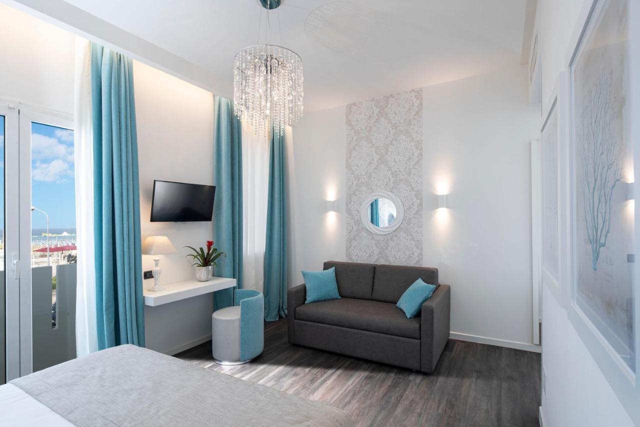Litoraneo Suite Hotel 리미니 외부 사진