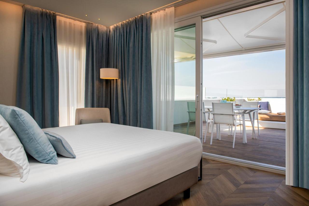 Litoraneo Suite Hotel 리미니 외부 사진